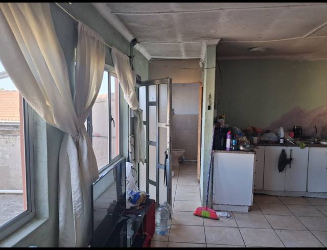 3 BEDROOM HOUSE FOR SALE IN AUSTERVILLE